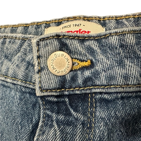 Wrangler Blue High-Rise Mom Denim Style - Picture 10 of 12